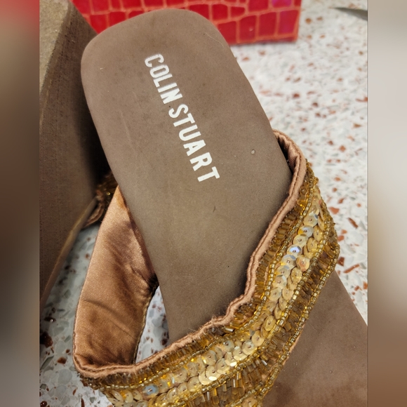 COLIN STUART Golden Wedge Sandals - Picture 7 of 7